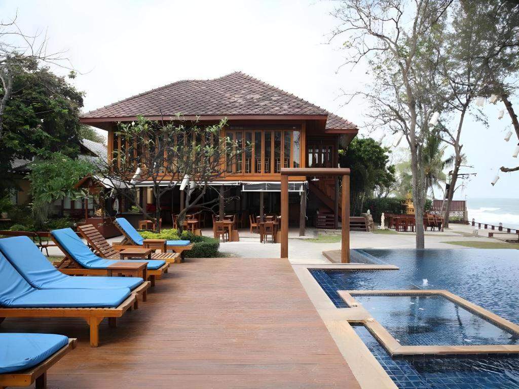 Baan Talay Dao Resort HHQ Exteriör bild