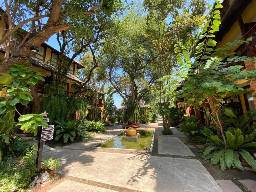 Baan Talay Dao Resort HHQ Exteriör bild