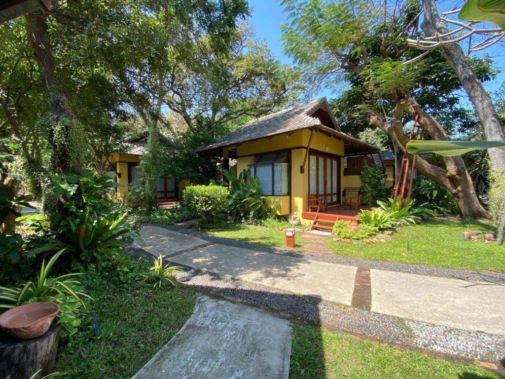 Baan Talay Dao Resort HHQ Exteriör bild