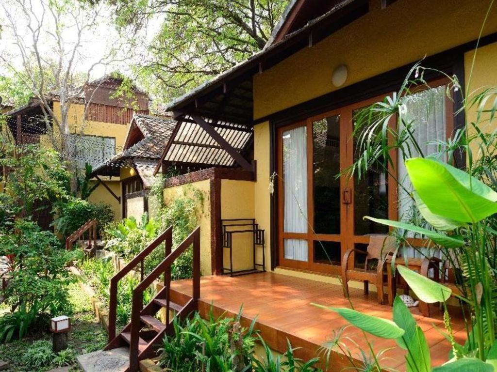 Baan Talay Dao Resort HHQ Exteriör bild