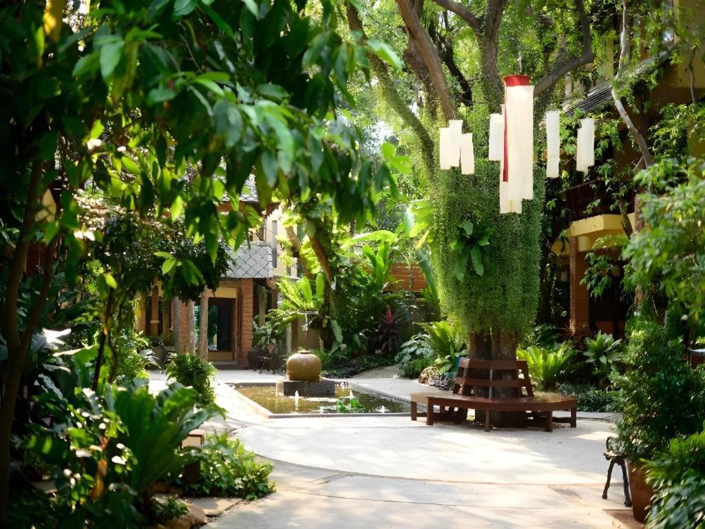 Baan Talay Dao Resort HHQ Exteriör bild